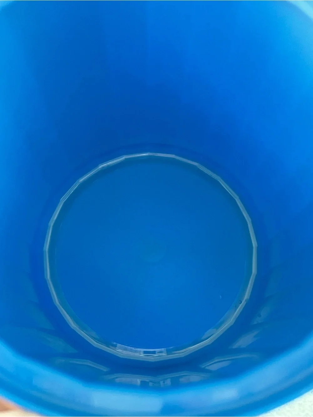 Vintage Tupperware Blue Ice Bucket Ice Container w/ Lid Kitchen Bar Picnic USA